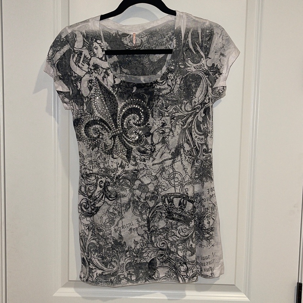 Women’s Patterned Rhinestone Blouse